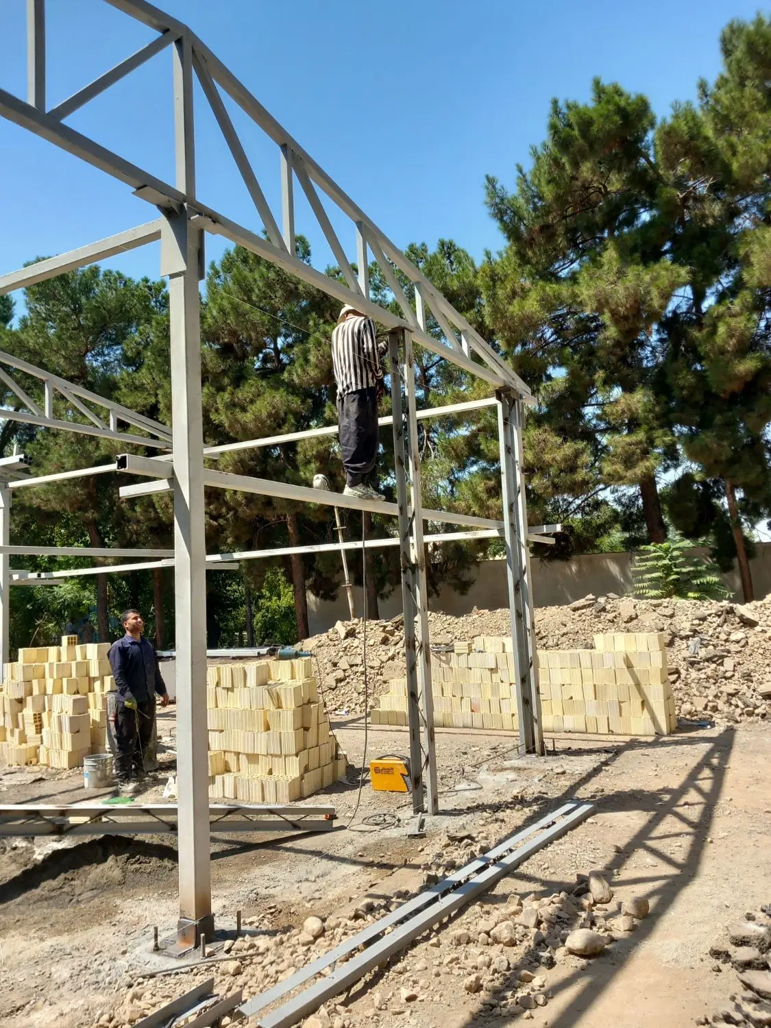 پیمانکاری ساختمان و محوطه‌سازی در نارمک جنوبی - تصویر 10