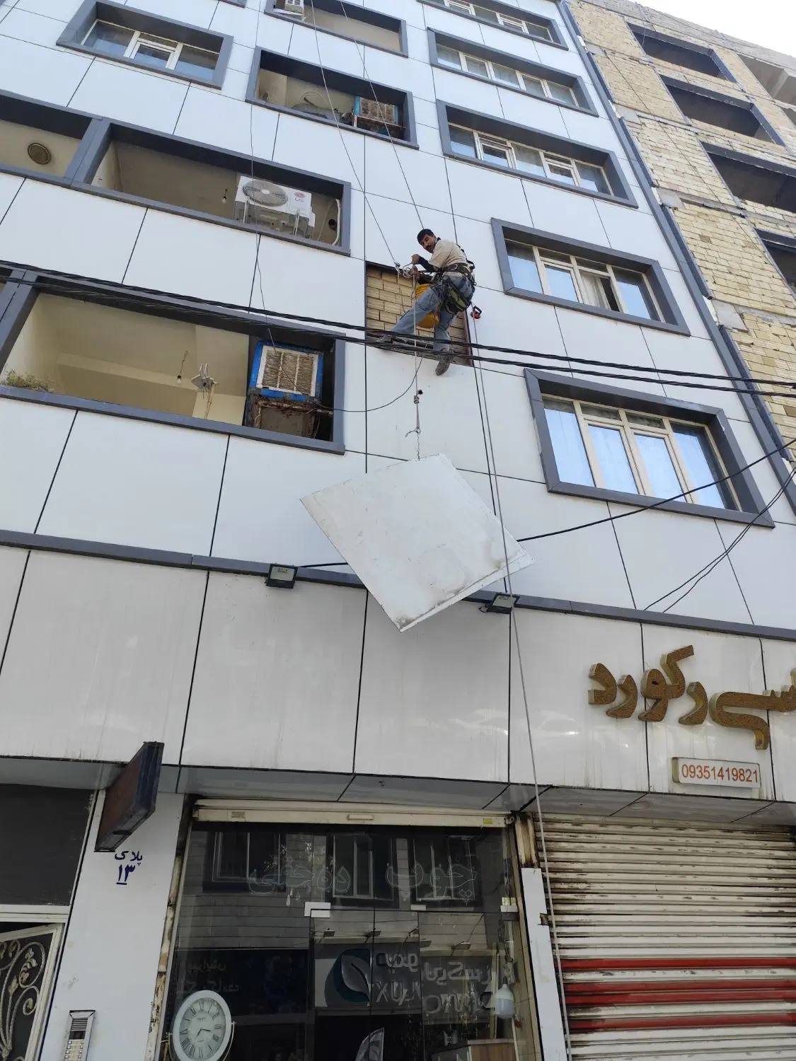 کار در ارتفاع در تهرانپارس غربی - تصویر 6