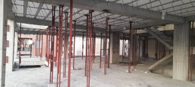 نصب وال‌پست و کارهای جوشکاری در هاشمی