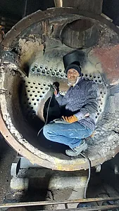 تاسیسات لوله‌کشی و موتورخانه در پونک