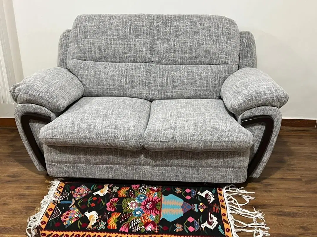 تعمیر مبلمان و رنگ‌کاری چوب در تهرانپارس شرقی - تصویر 2
