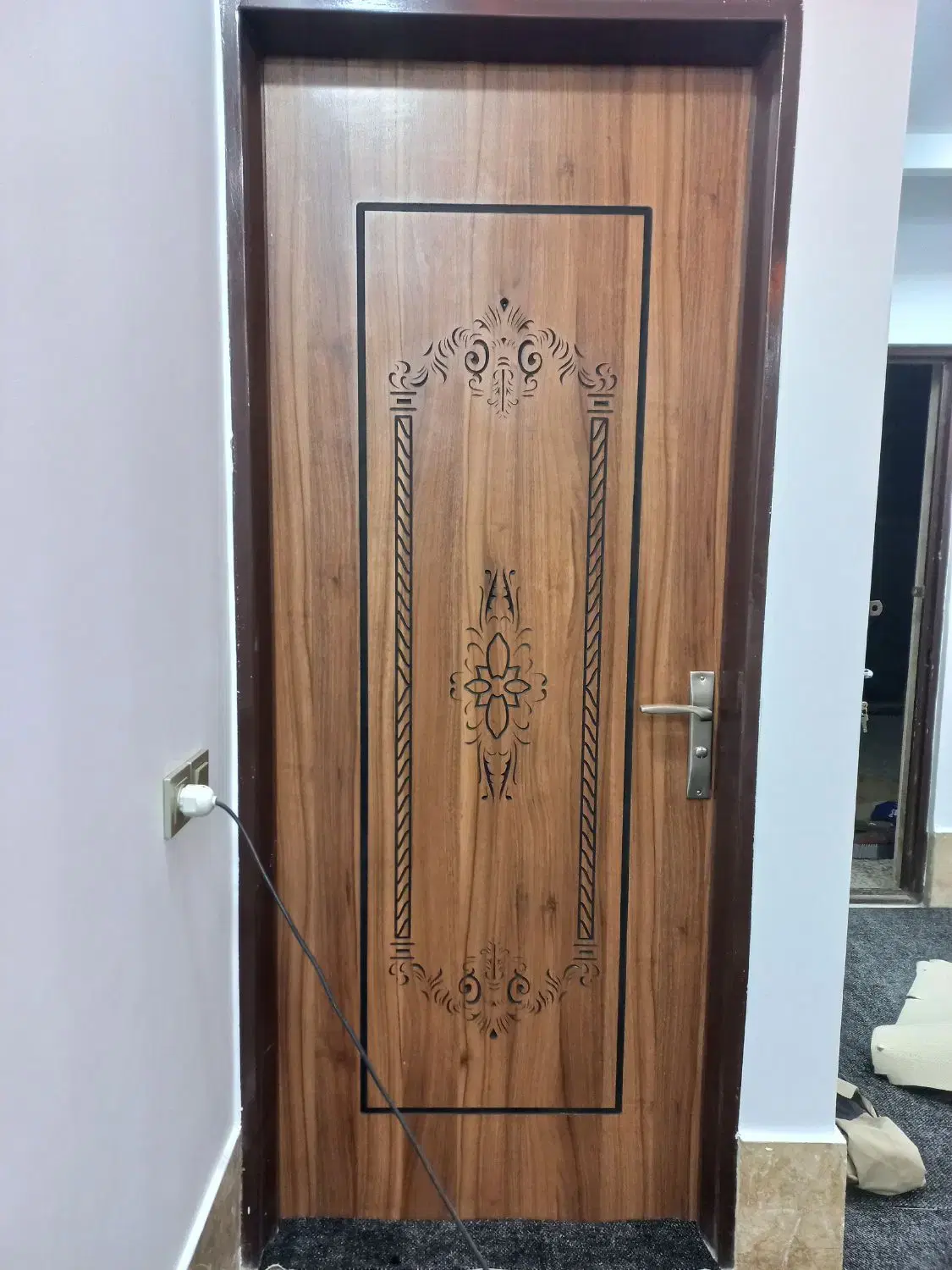 نصب و ساخت درب چوبی و ضدسرقت در بریانک - تصویر 3