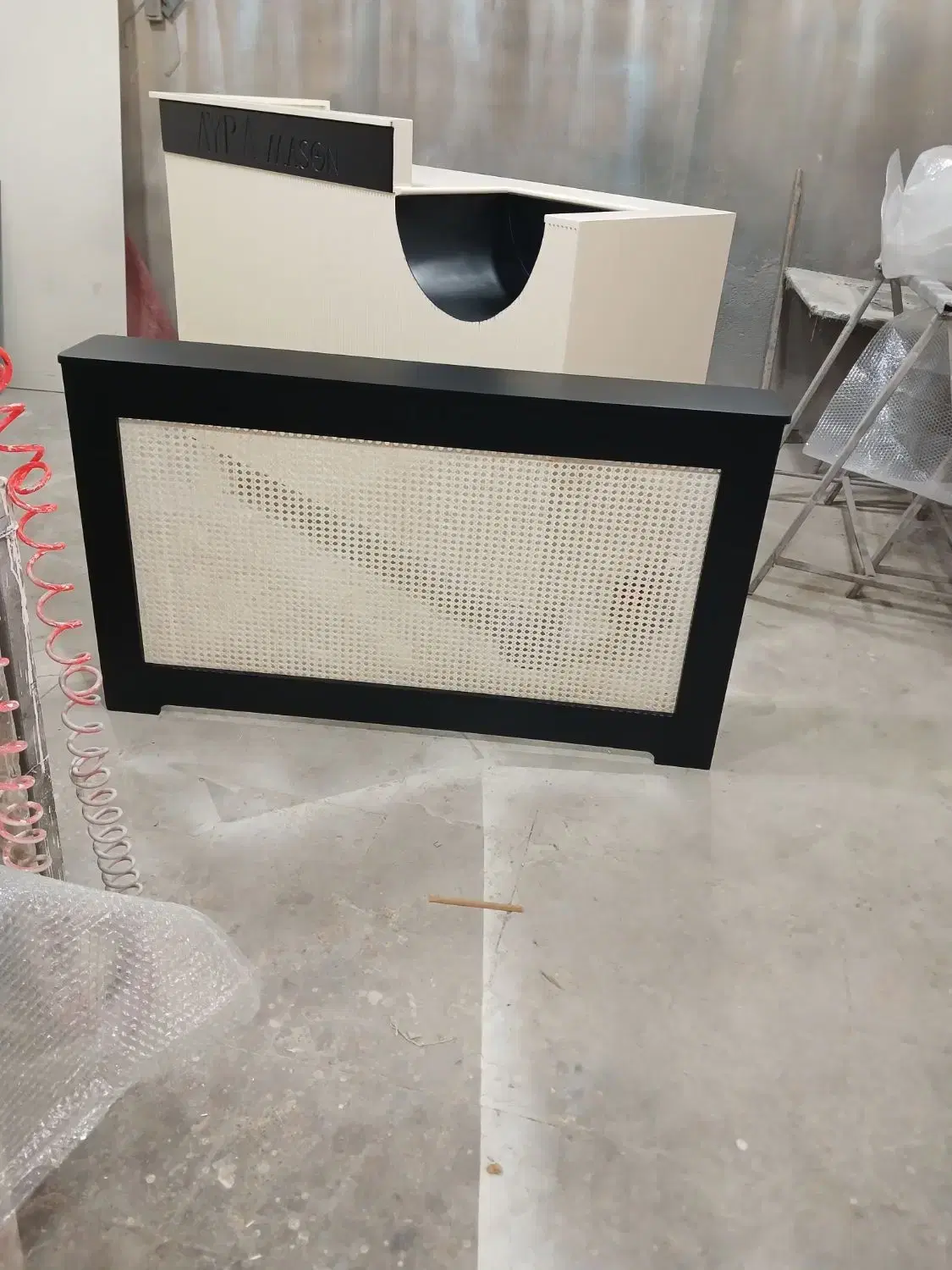 رنگکاری چوب در استخر - تصویر 10