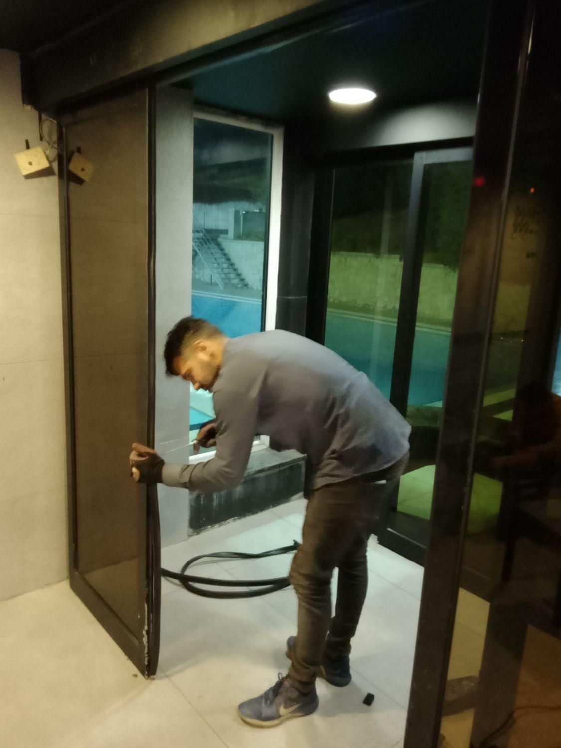فروش و نصب کرکره برقی و درب اتوماتیک در بلوار کشاورز - تصویر 5