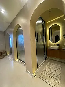 طراحی و اجرای نما و دکوراسیون در علم و صنعت
