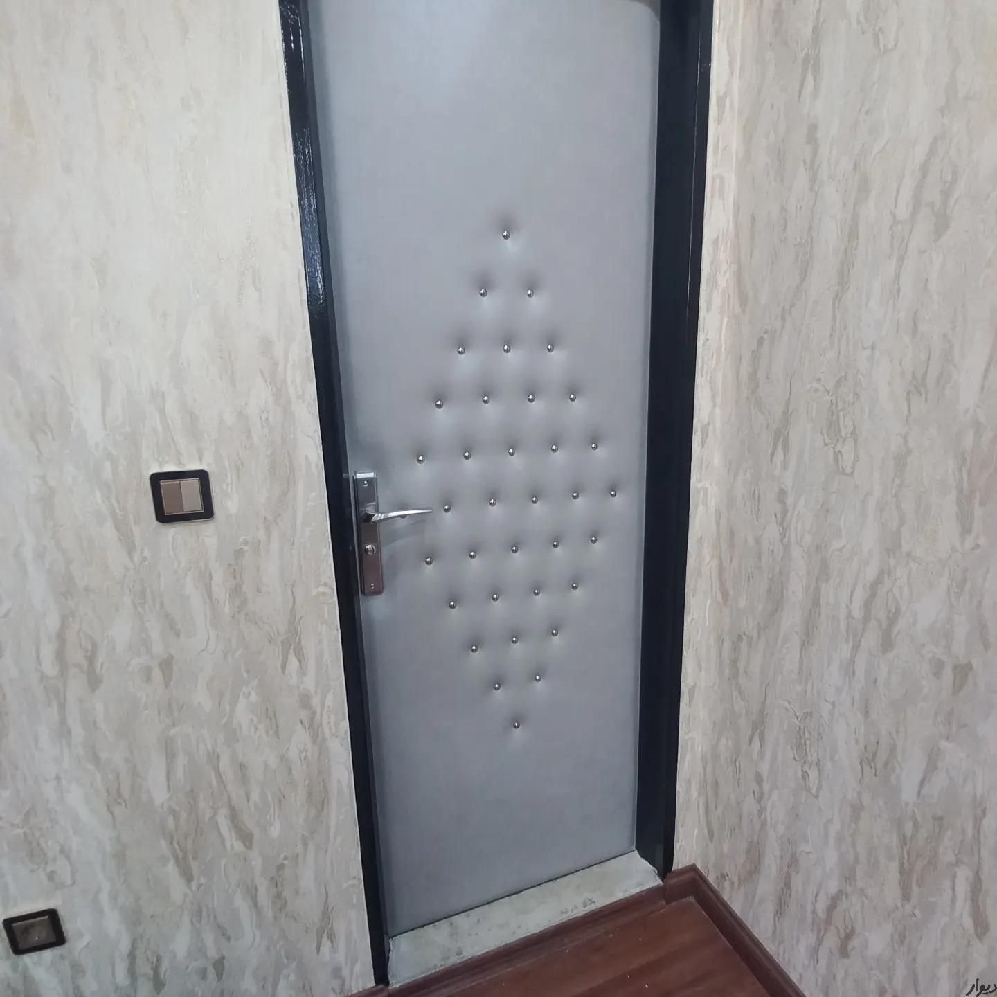لمسه‌کوبی و آکوستیک درب در تهرانپارس شرقی - تصویر 5