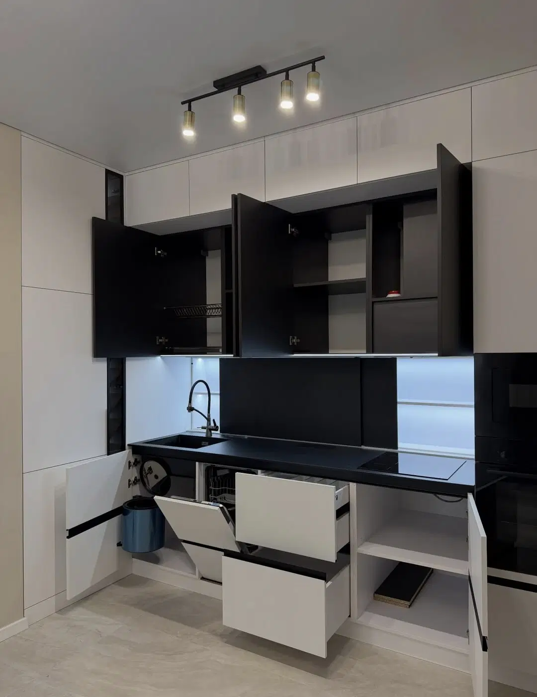 تعمیر و ساخت کابینت و کمد دیواری در تهرانپارس جنوبی - تصویر 4