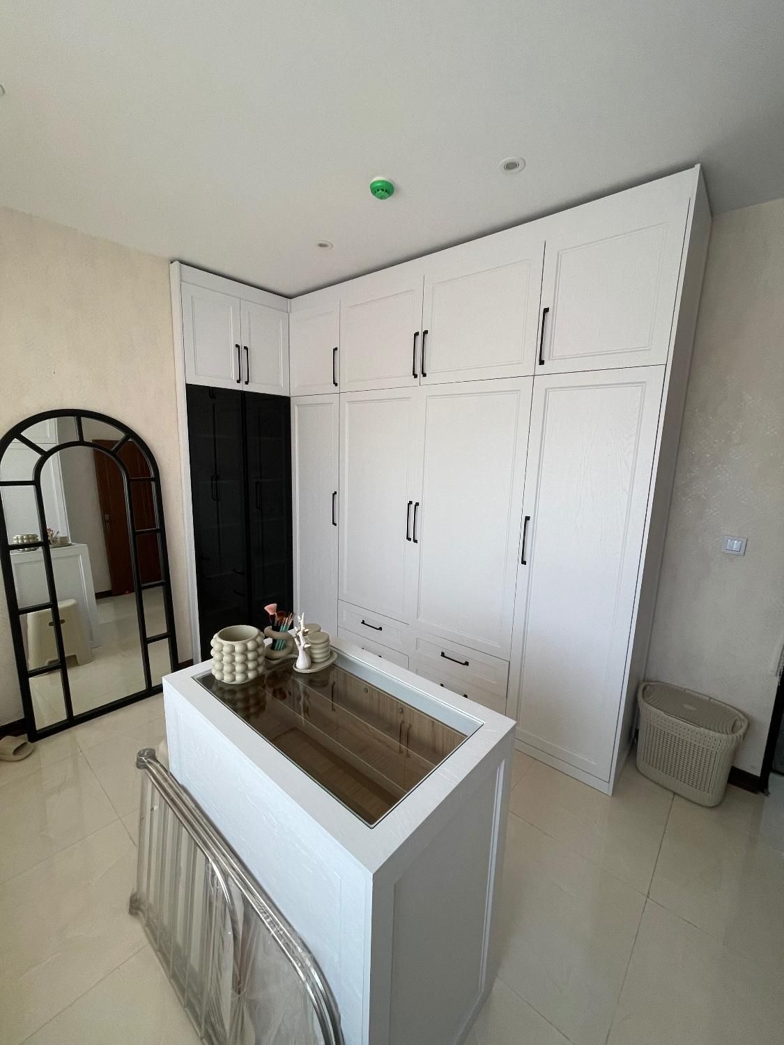 کابینت‌سازی و پارتیشن‌سازی در ونک - تصویر 5