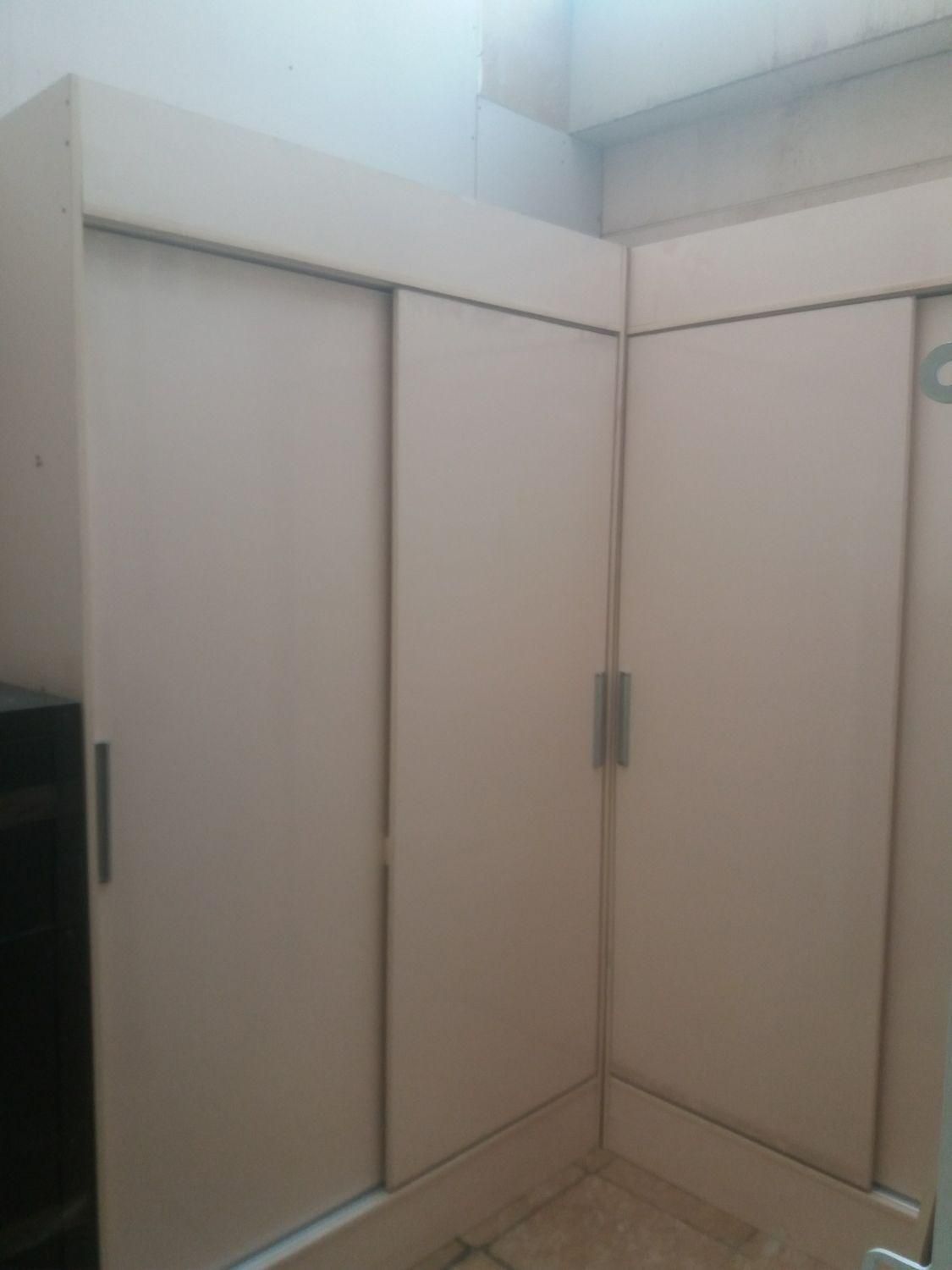 نجاری و نصب کابینت در استخر