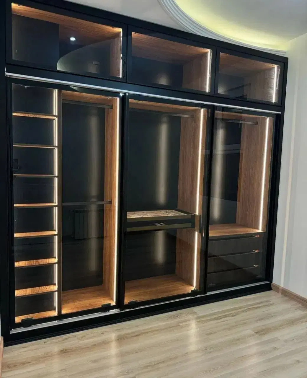 ساخت و تعمیر کابینت و کمد دیواری در پونک - تصویر 3