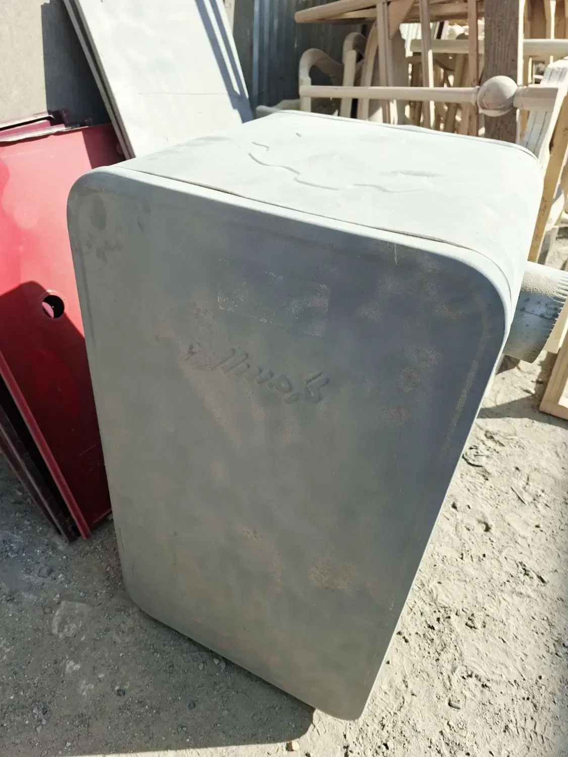 سندبلاست آهن‌آلات و مبلمان در یافت‌آباد - تصویر 2
