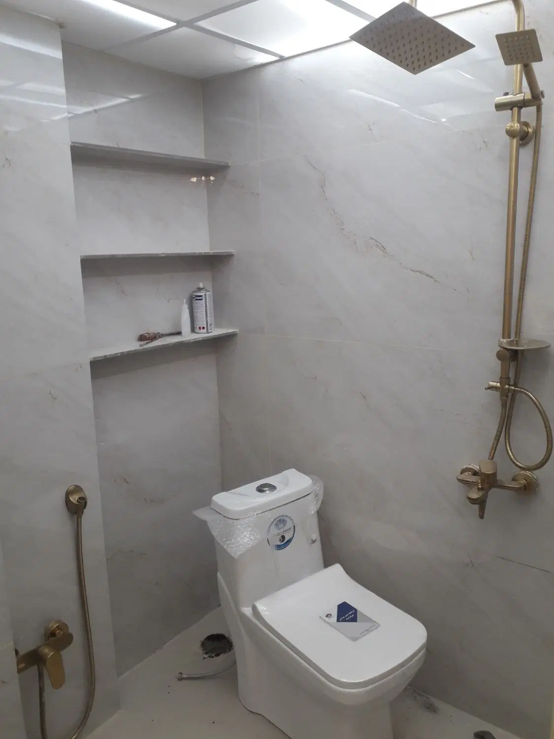 کاشی‌کاری و بازسازی ساختمان در سعادت‌آباد - تصویر 3