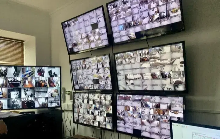 خدمات فنی و مهندسی ورنا