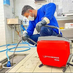 لوله‌بازکنی در تاکسیرانی