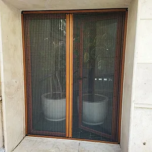 توری پلیسه و درب و پنجره دوجداره در تجریش