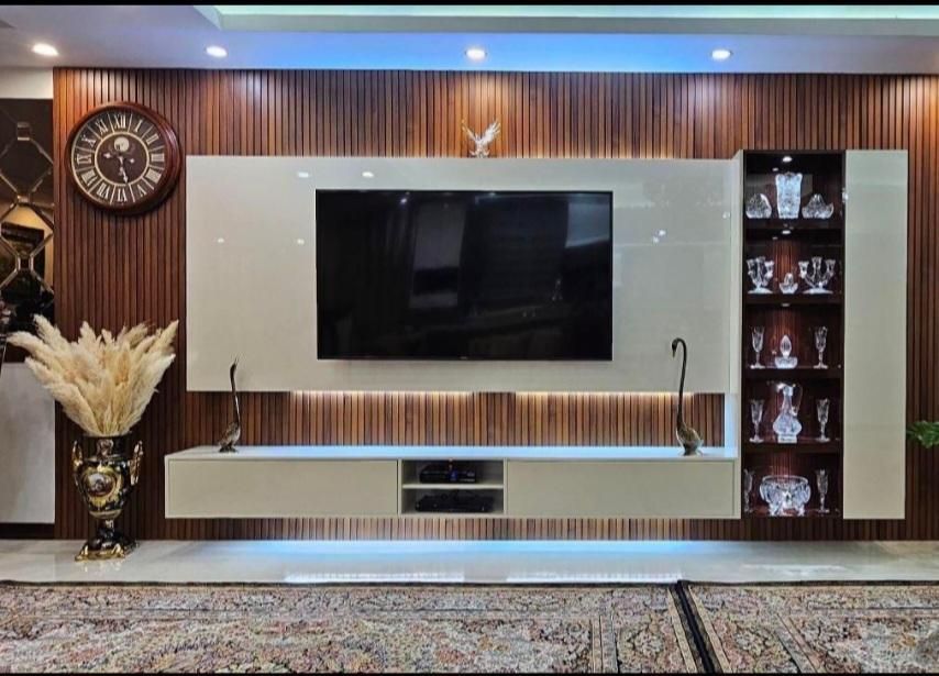نصب پایه دیواری تلویزیون در نارمک