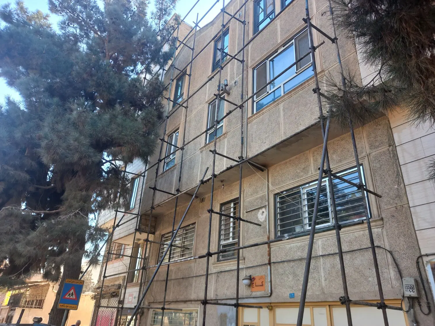 داربست فلزی در تهرانسر مرکزی - تصویر 6
