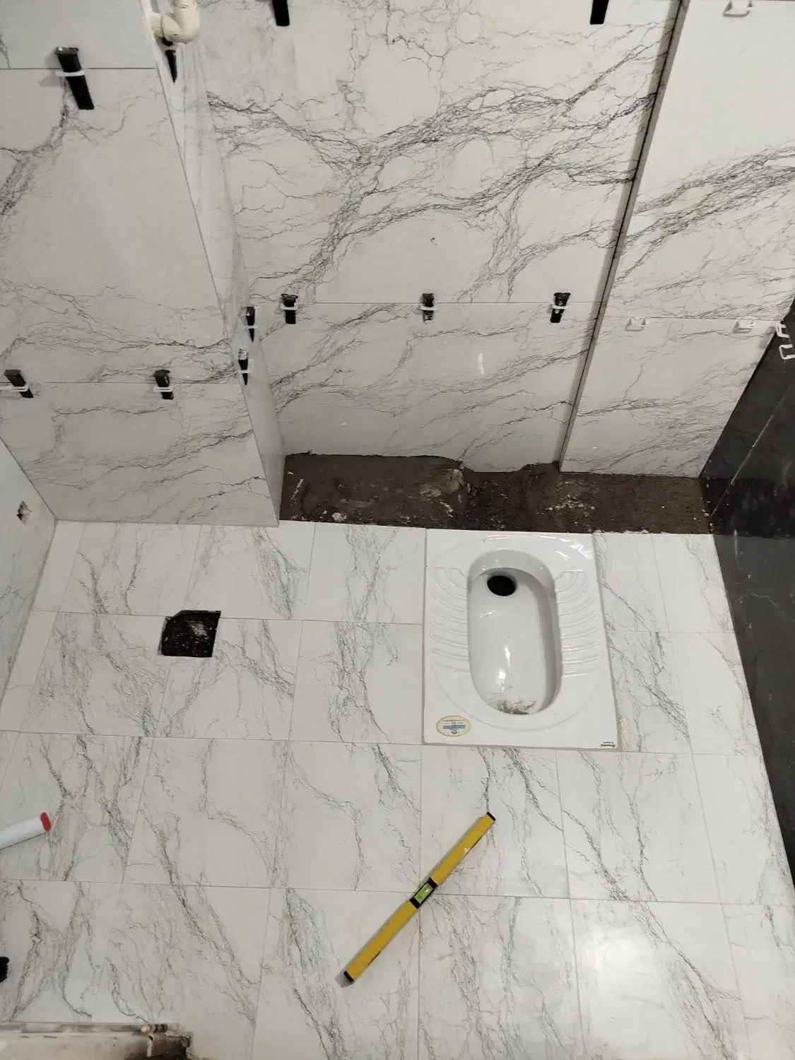 کاشی‌کاری و بازسازی در تهرانپارس شرقی - تصویر 2