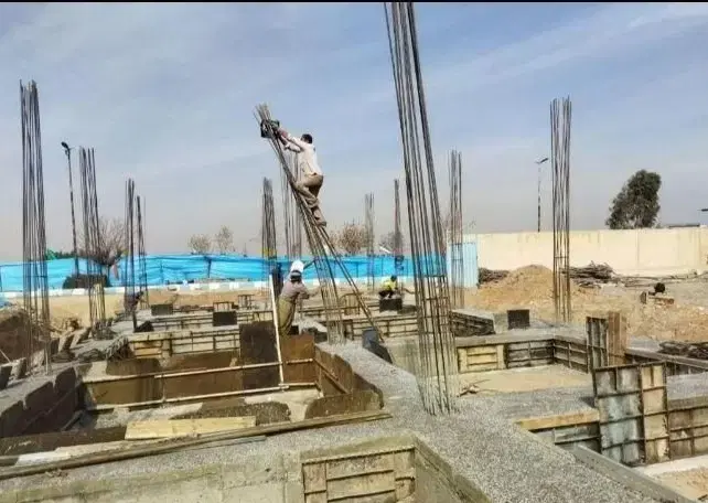 آرماتوربندی و قالب‌بندی در چیتگر شمالی
