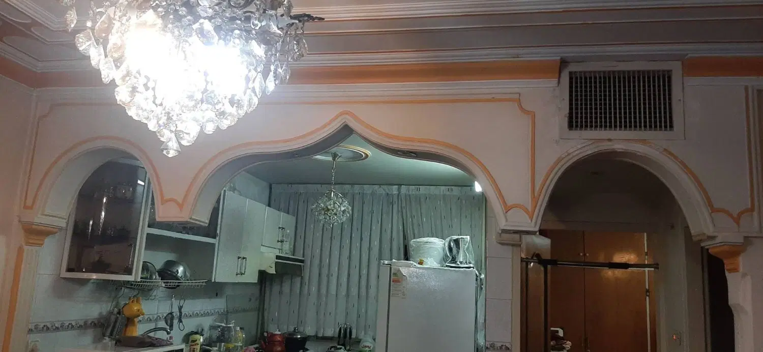 گچکاری و کاشی‌کاری دردشت - تصویر 4