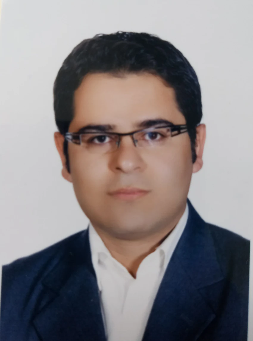 وکیل کاوه آزادبخش