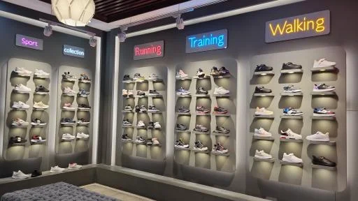 فروشگاه کفش کودک و نوجوان کفشدوزک