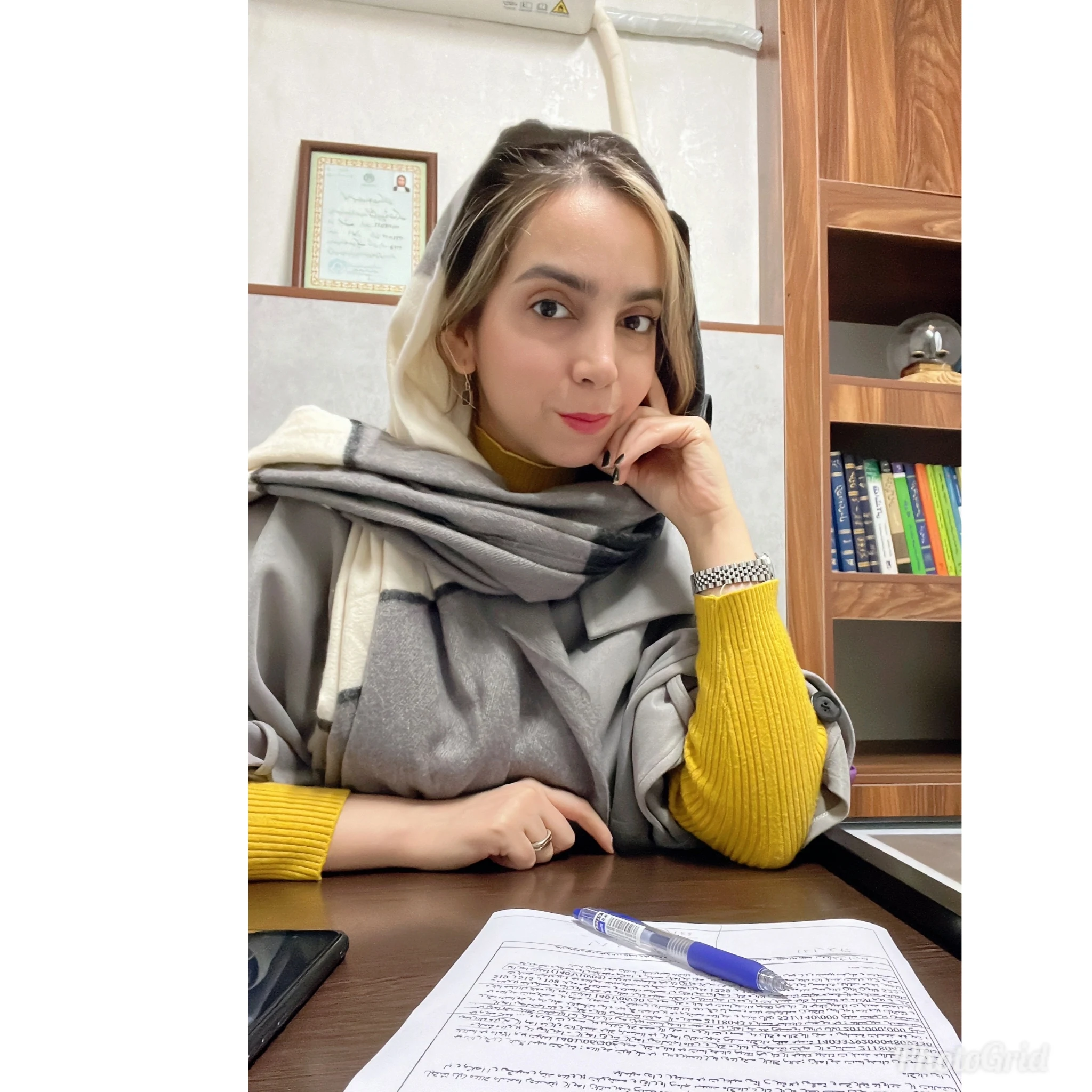 وکیل پایه یک دادگستری کوثر کریم پور