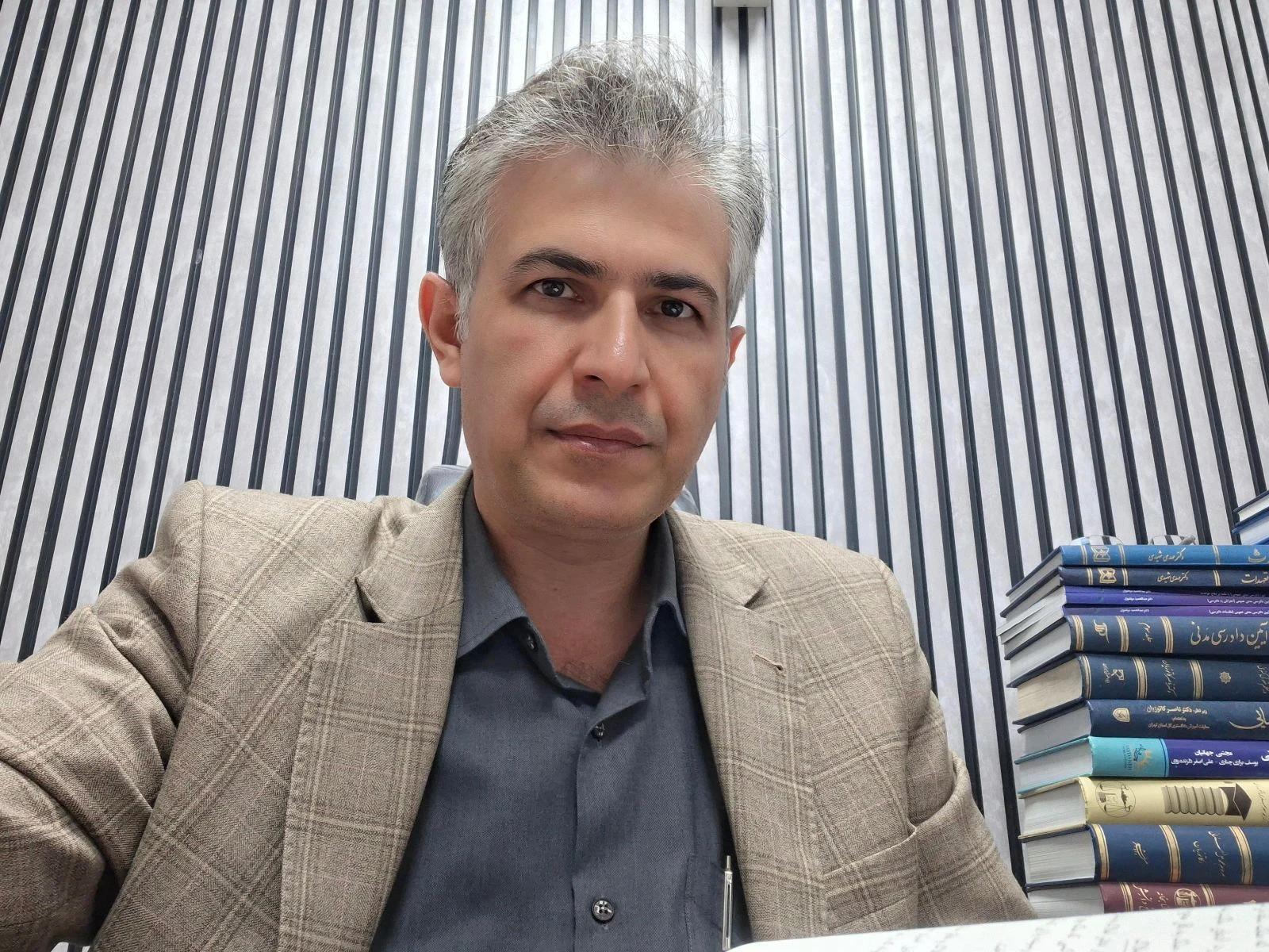 وکیل امنیتی ملکی قراردادمحمد امین شریفی