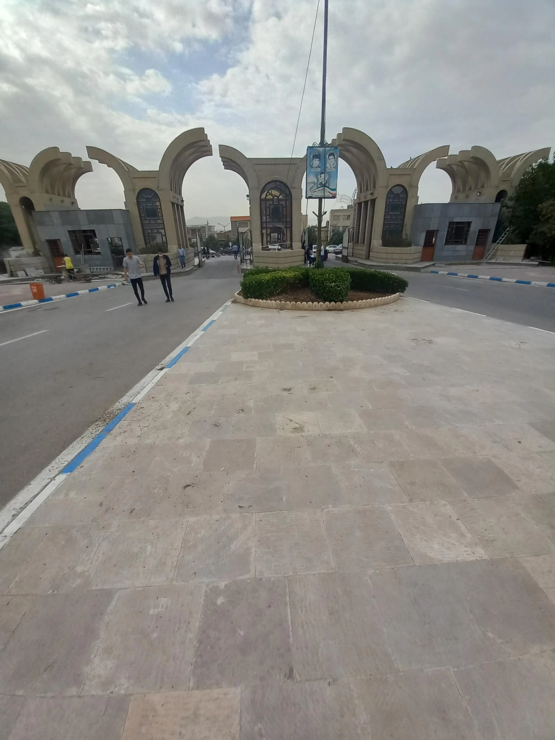 دانشکده علوم دانشگاه رازی - تصویر 2