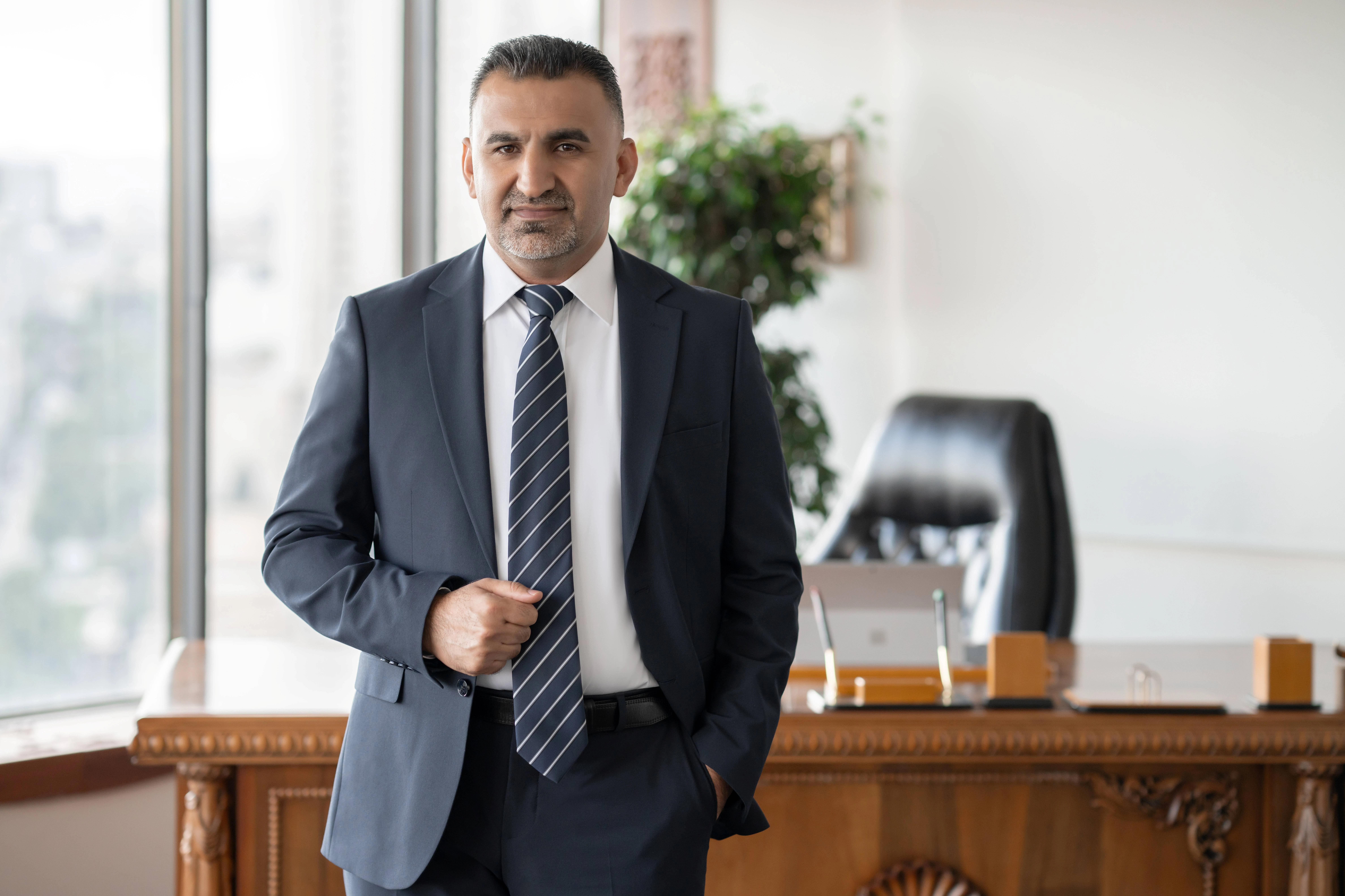 دانیال  کریمی، وکیل پایه یک دادگستری
