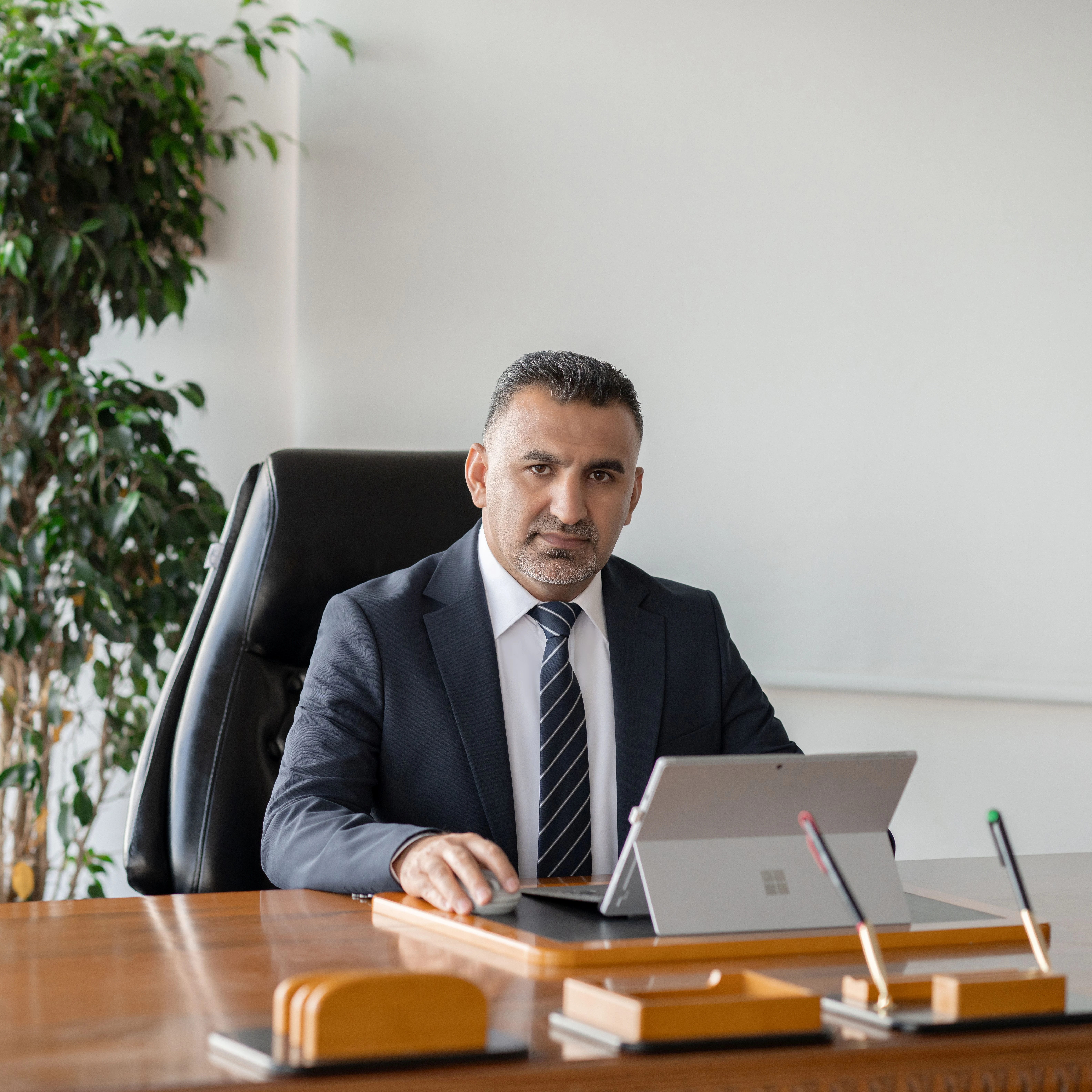 دانیال  کریمی، وکیل پایه یک دادگستری - تصویر 3