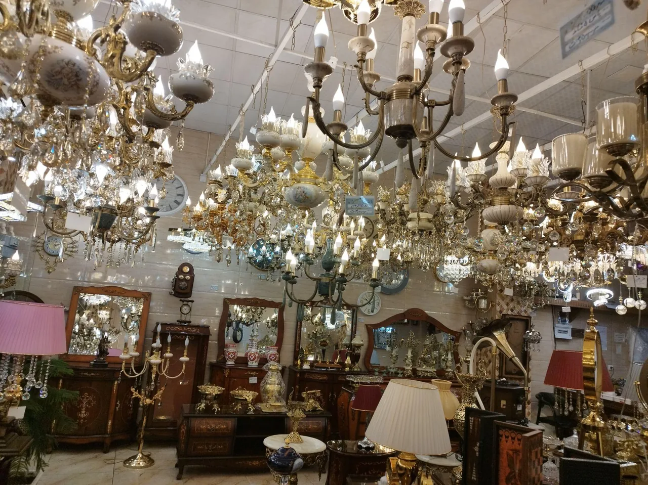 فروشگاه لوستر سفیدان - تصویر 3