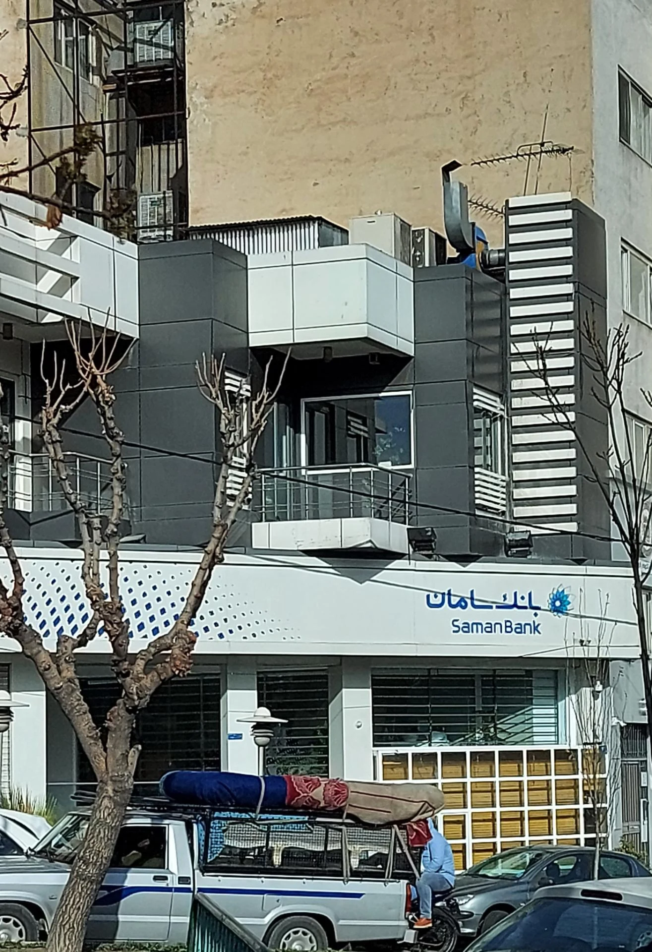 بانک سامان شعبه مقدس اردبیلی - تصویر 2