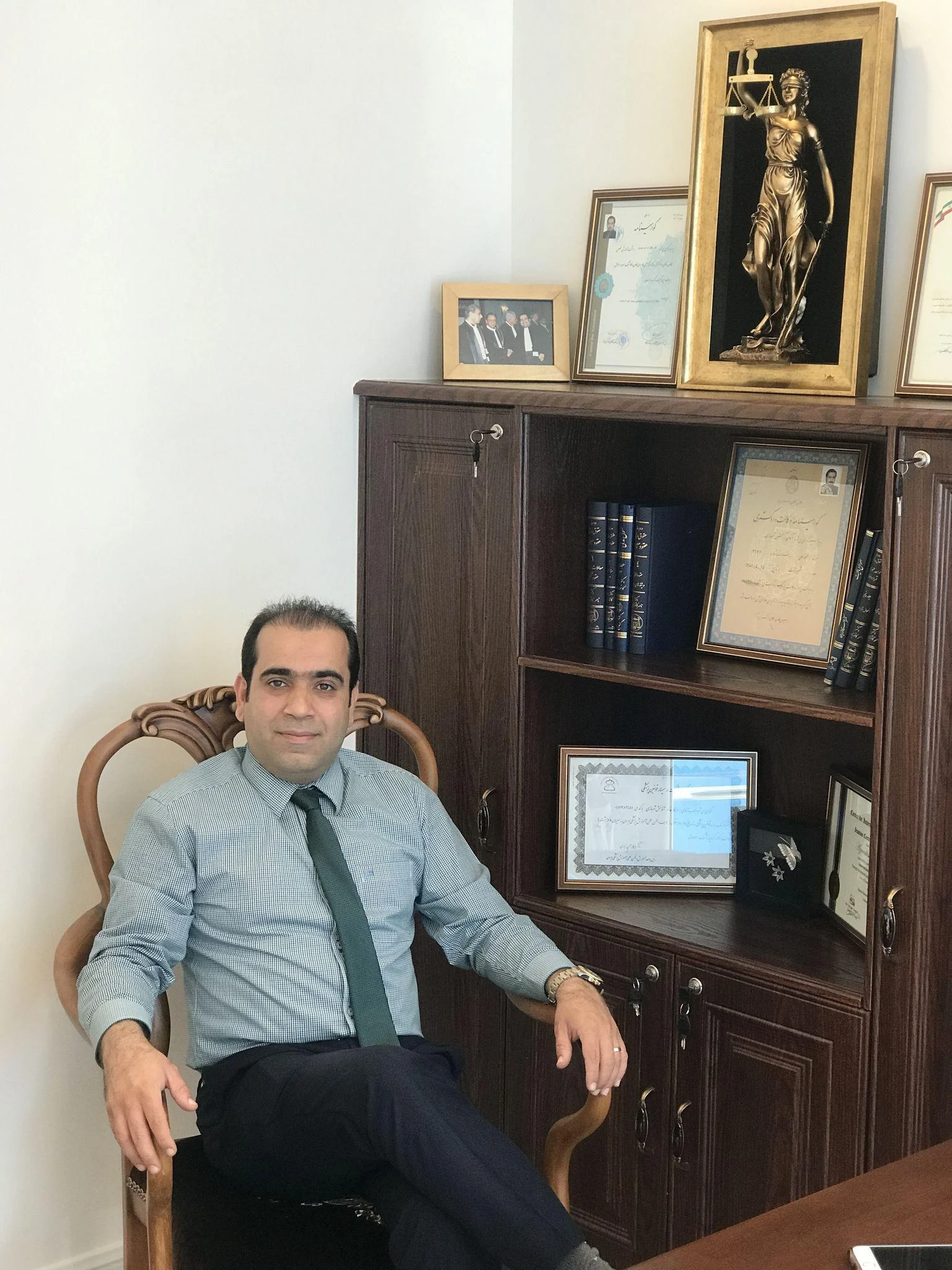 دفتر وکالت شهبازی - دفتر وکالت در تهران