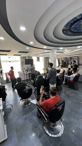 آموزشگاه پیرایش مردانه عالی