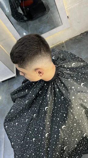 آموزشگاه پیرایش مردانه عالی