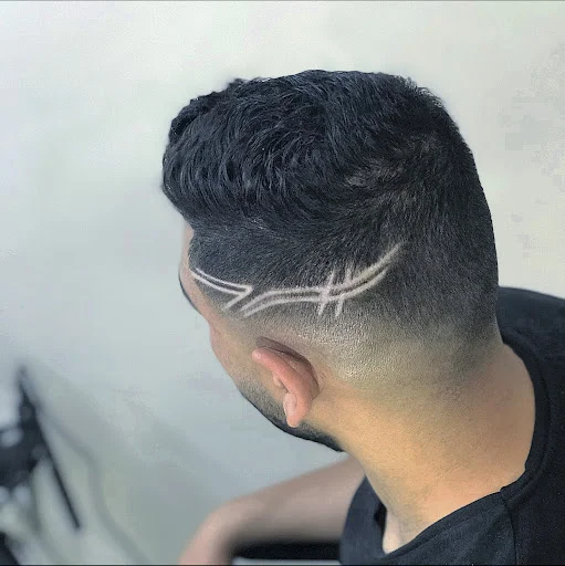 آموزشگاه پیرایش مردانه عالی