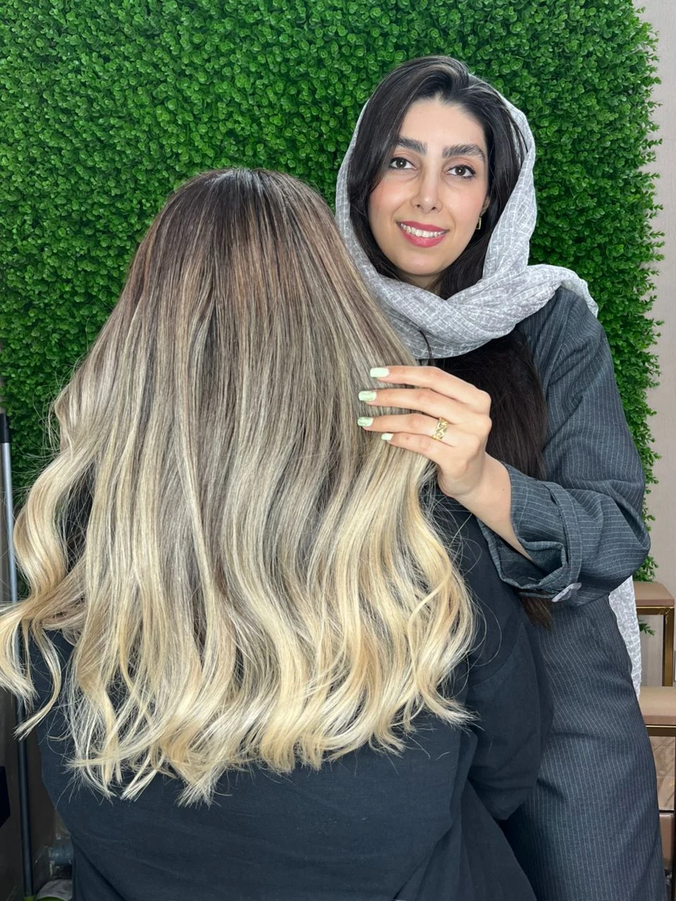 سالن زیبایی زاهارا