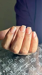 خدمات تخصصی ناخن حسنا