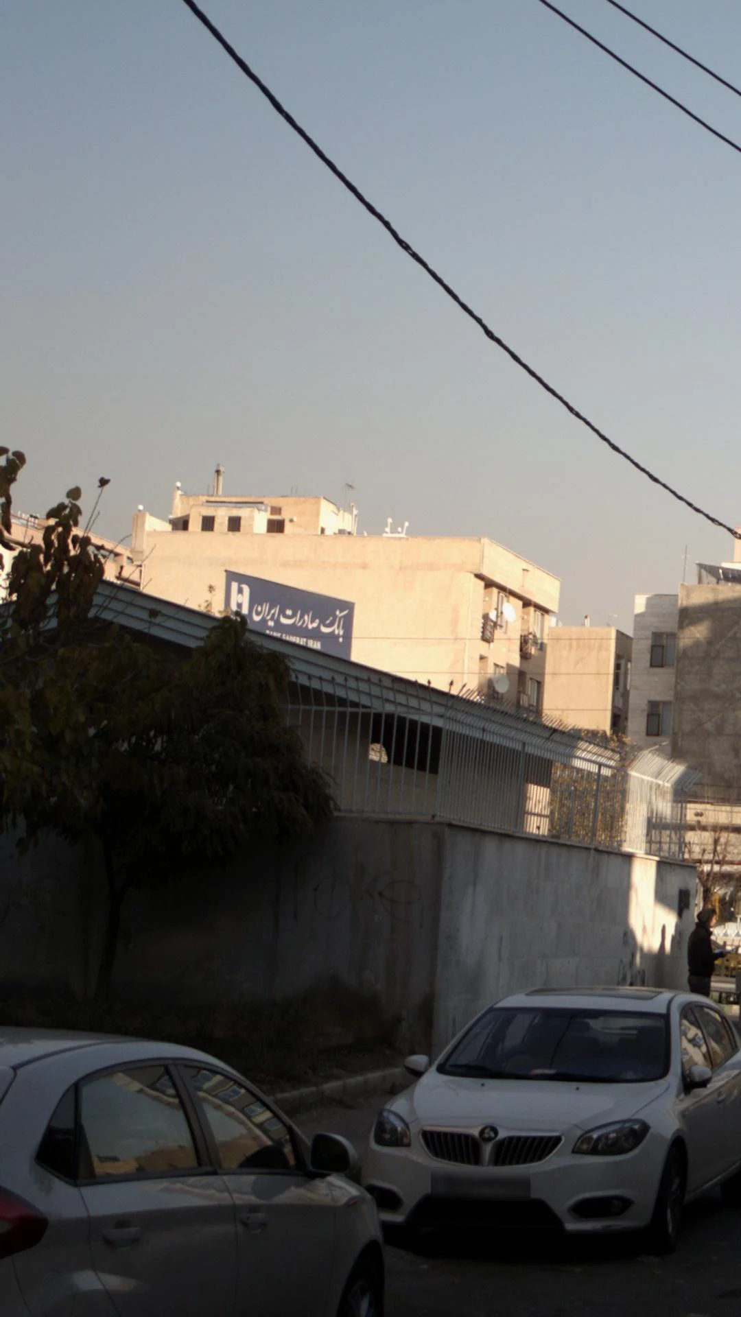 بانک پاسارگاد شعبه سردار جنگل - تصویر 3