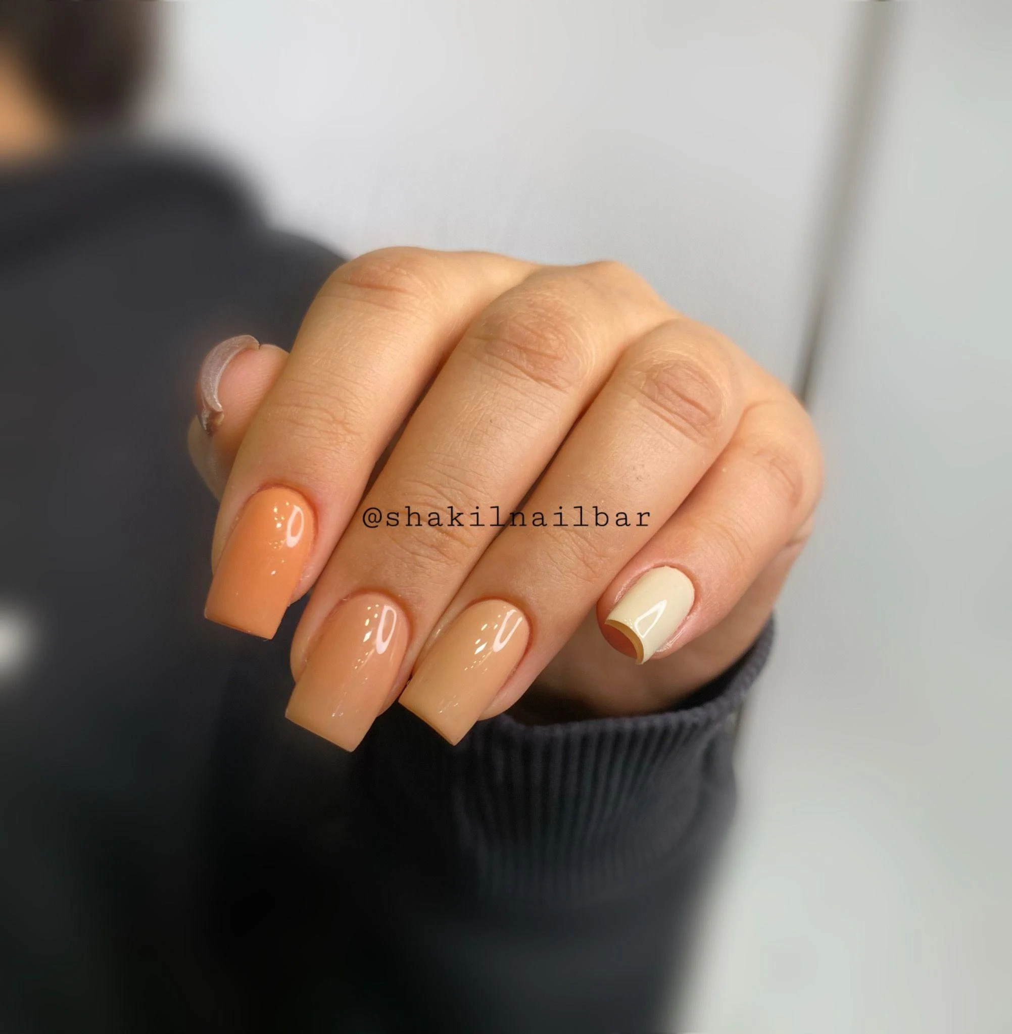 خدمات و آموزش ناخن شکیلا فتاحی - تصویر 2