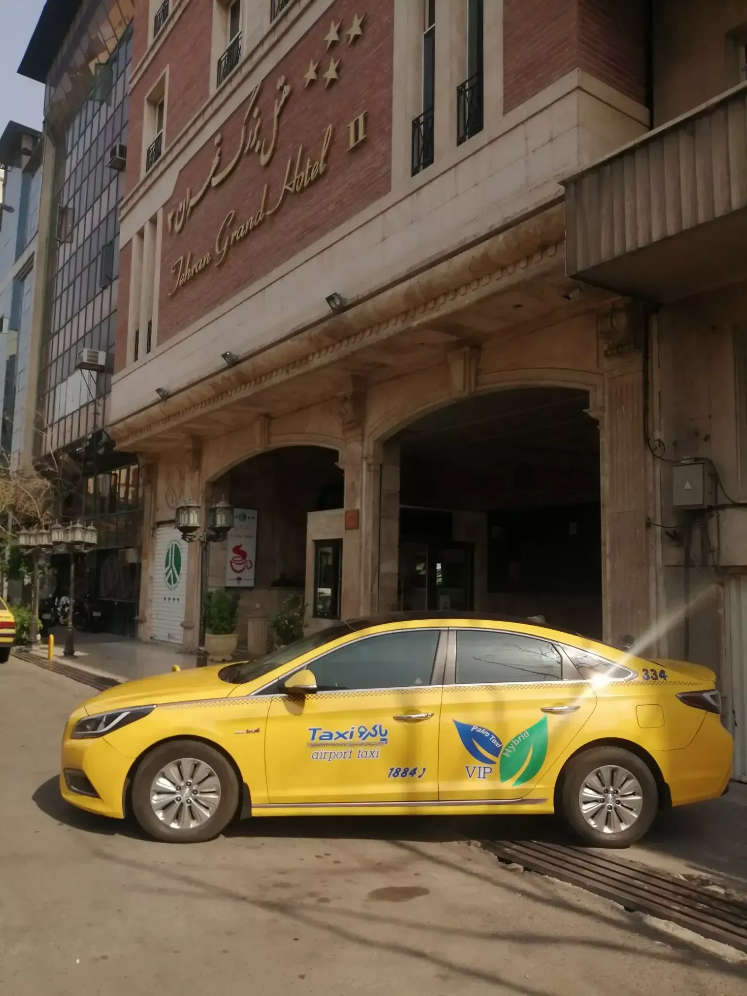تاکسی VIP فرودگاهها ی کشور و دربستی به تمام نقاط