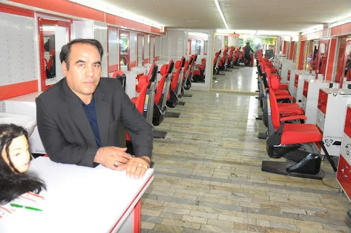 آموزشگاه پیرایش مردانه ونک مو - آموزش و تحصیل در تبریز