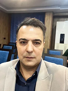 وکیل پایه یک دادگستری فرزاد کاظمی
