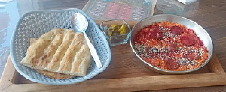 صبحانه سرای یاشارخان