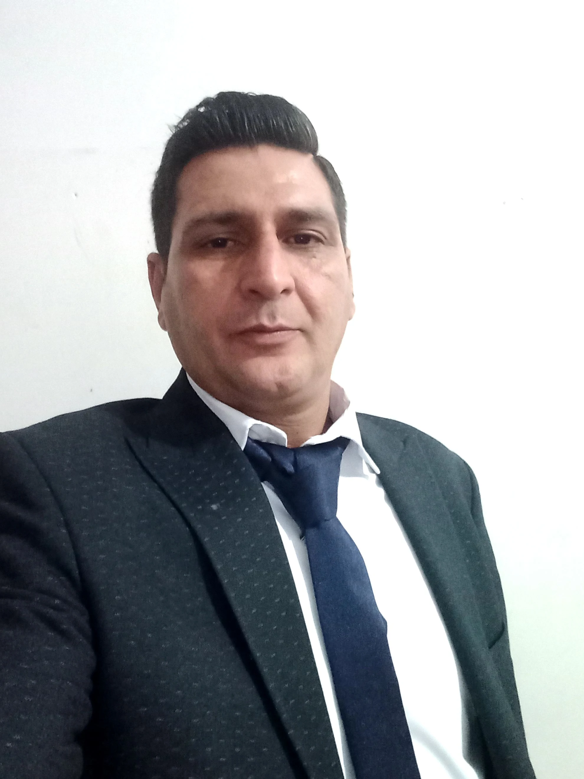 وکیل حرفه ای پایه یک،نوراله زاده ۱۰سال - تصویر 2