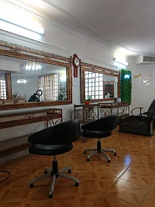 سالن زیبایی هلن(خانم مولایی)