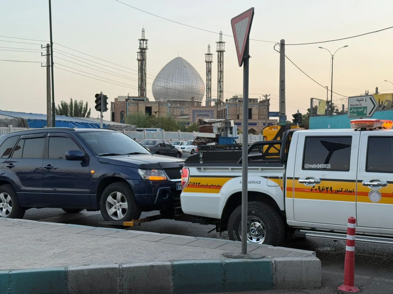 امداد خودرو حسینی - امداد خودرو و یدک‌کش در تهران - تصویر 2