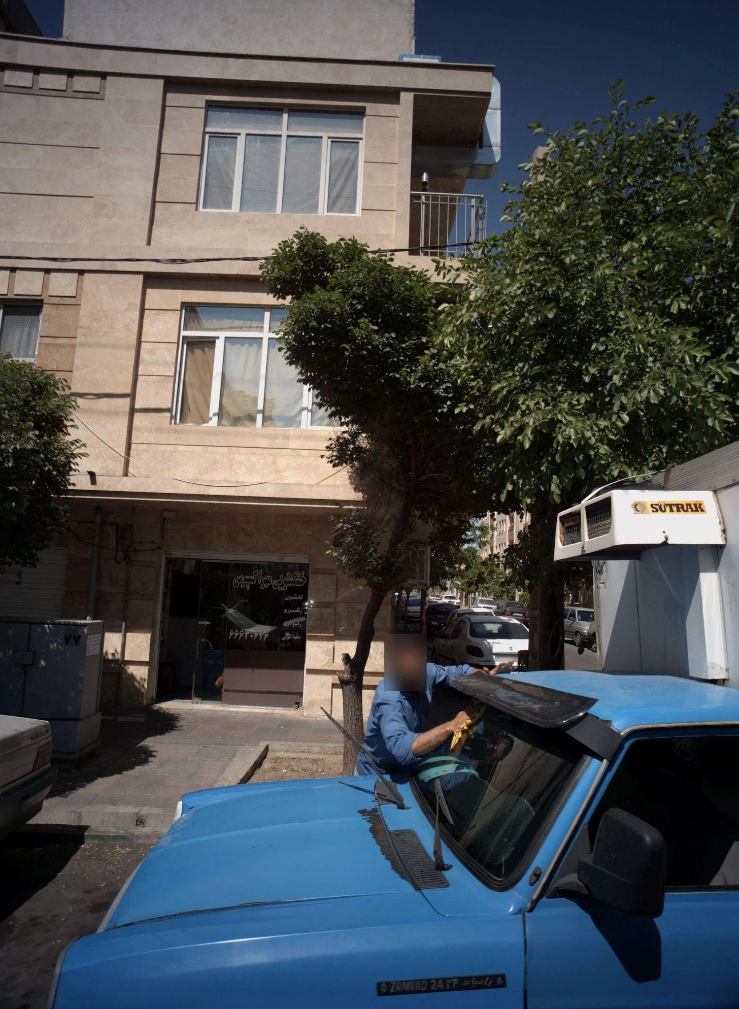 خشکشویی مهر اکسپرس - کارواش و دیتیلینگ در تهران