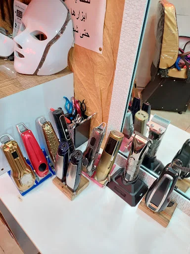 پیرایش و آرایشگاه VIP پدر ژپتو